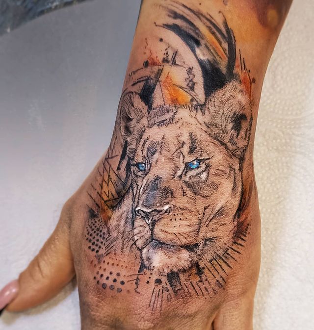 10+ Best Lioness Tattoos - Queen Tattoo Ideas | PetPress | Lioness tattoo,  Lion hand tattoo, Tattoos